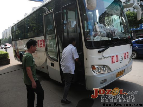 市第六医院在全院范围内开展义务献血活动